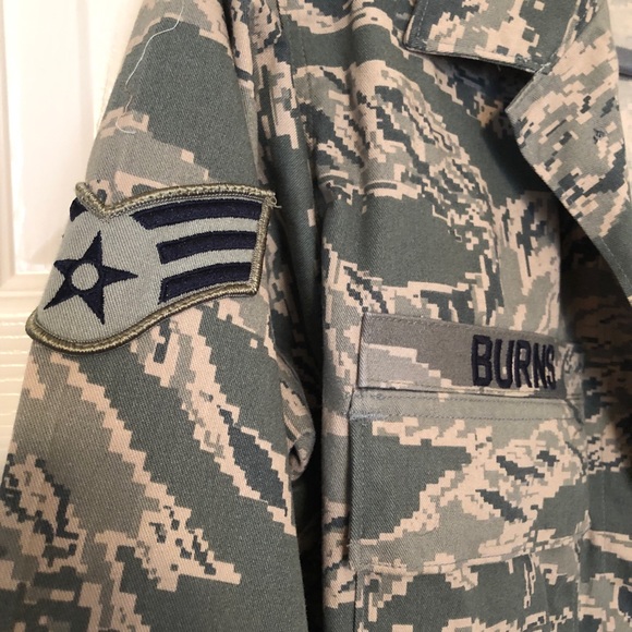 US Air Force Camouflage Shirt Perfect for Women - Picture 2 of 7